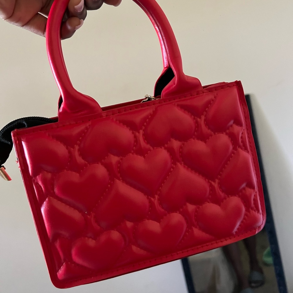 Red heart shaped mini purse
